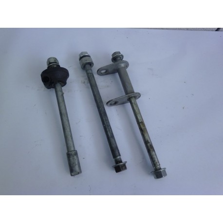 LOT DE 3 AXES - APRILIA RS 50 04/2010